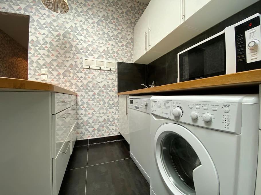 L'Appartement Jebari - Esprit Loft Carcassonne Eksteriør bilde